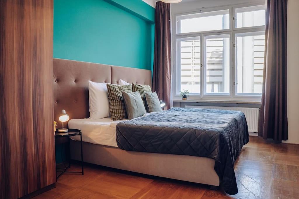 Downtown 2bd Riverside Near Dancing House Apartamento *